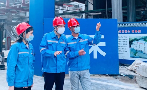 吳正新到TMP、TPO項(xiàng)目及松滋肥業(yè)新項(xiàng)目現(xiàn)場(chǎng)檢查指導(dǎo)工作(圖2)