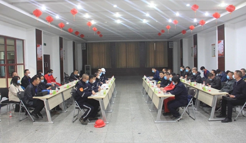 國務院安委辦?；分攸c縣專家組到新疆天運開展安全生產(chǎn)指導服務工作(圖3)