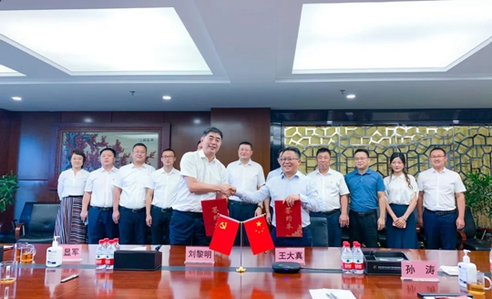 訪客戶談合作走市場！王大真到倍豐集團走訪(圖2)