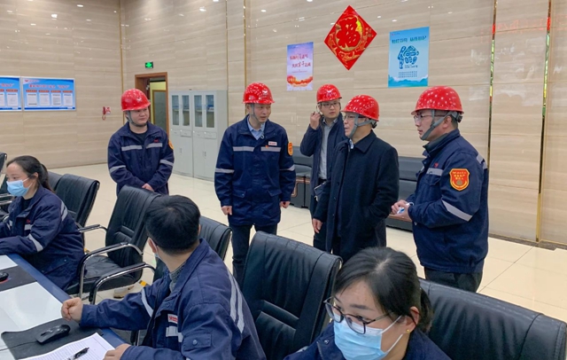 大年初一，王大真到田家河新項(xiàng)目和分子公司走訪慰問(wèn)(圖5)