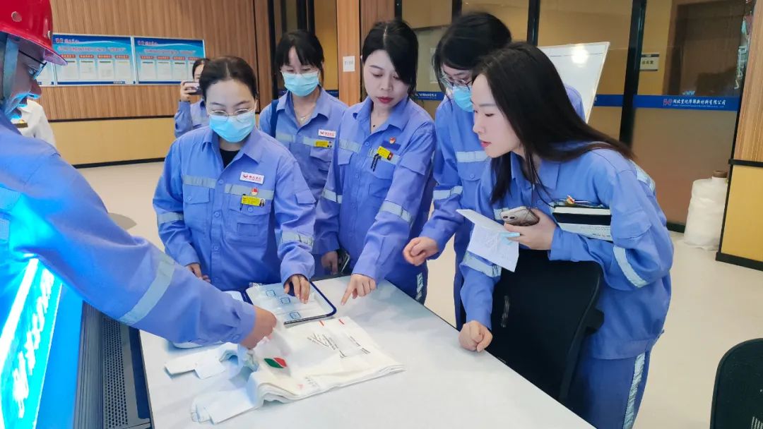 參觀新項(xiàng)目感受新變化更添新干勁！股份公司組織青年職工交流座談