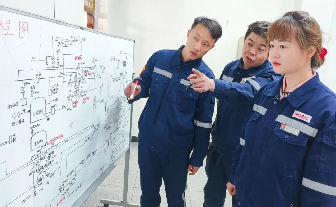 【宜化榜樣】新疆宜化王麗：立足平凡崗位，綻放巾幗風采(圖3)