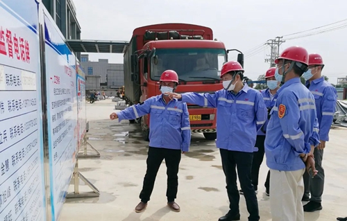 吳正新到TMP、TPO項目及松滋肥業(yè)新項目現(xiàn)場檢查指導工作