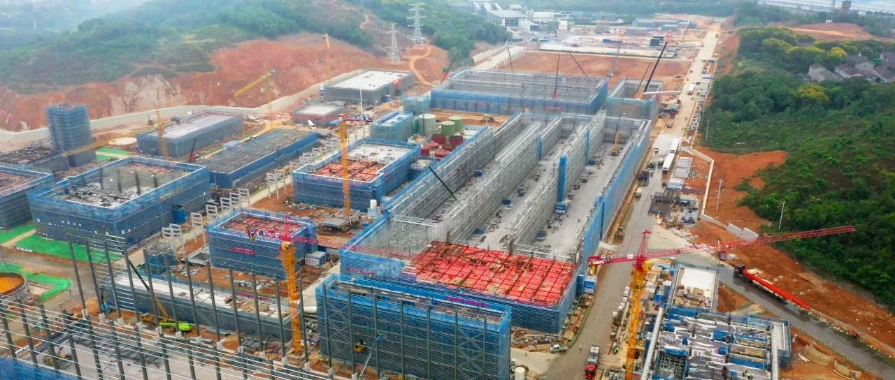 化機公司黨委書記、董事長、總經理楊中澤到項目現(xiàn)場檢查工作